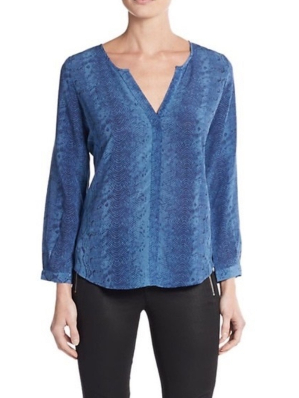 Joie 100% Silk Blue Snake Print Long Sleeve Blouse LJoie 100% Silk Blue Snake Pr
